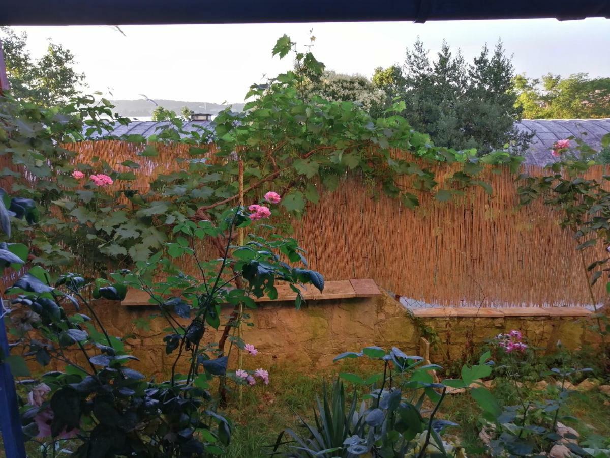 Apartman Tea Apartment Pula Bagian luar foto